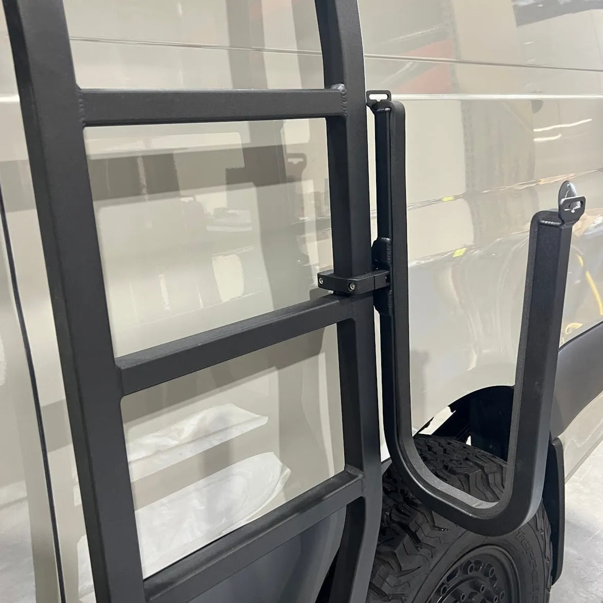 07  Side Surf Rack Hooks