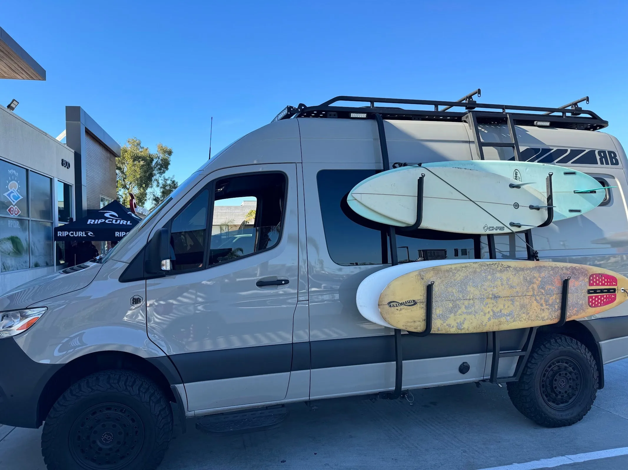07  Side Surf Rack Hooks