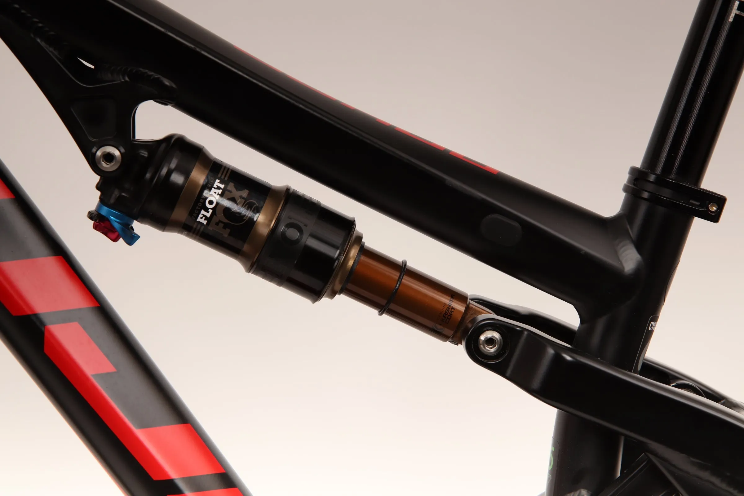 2017 FUJI RAKAN 27.5  3.1  Mountain Bike - Small