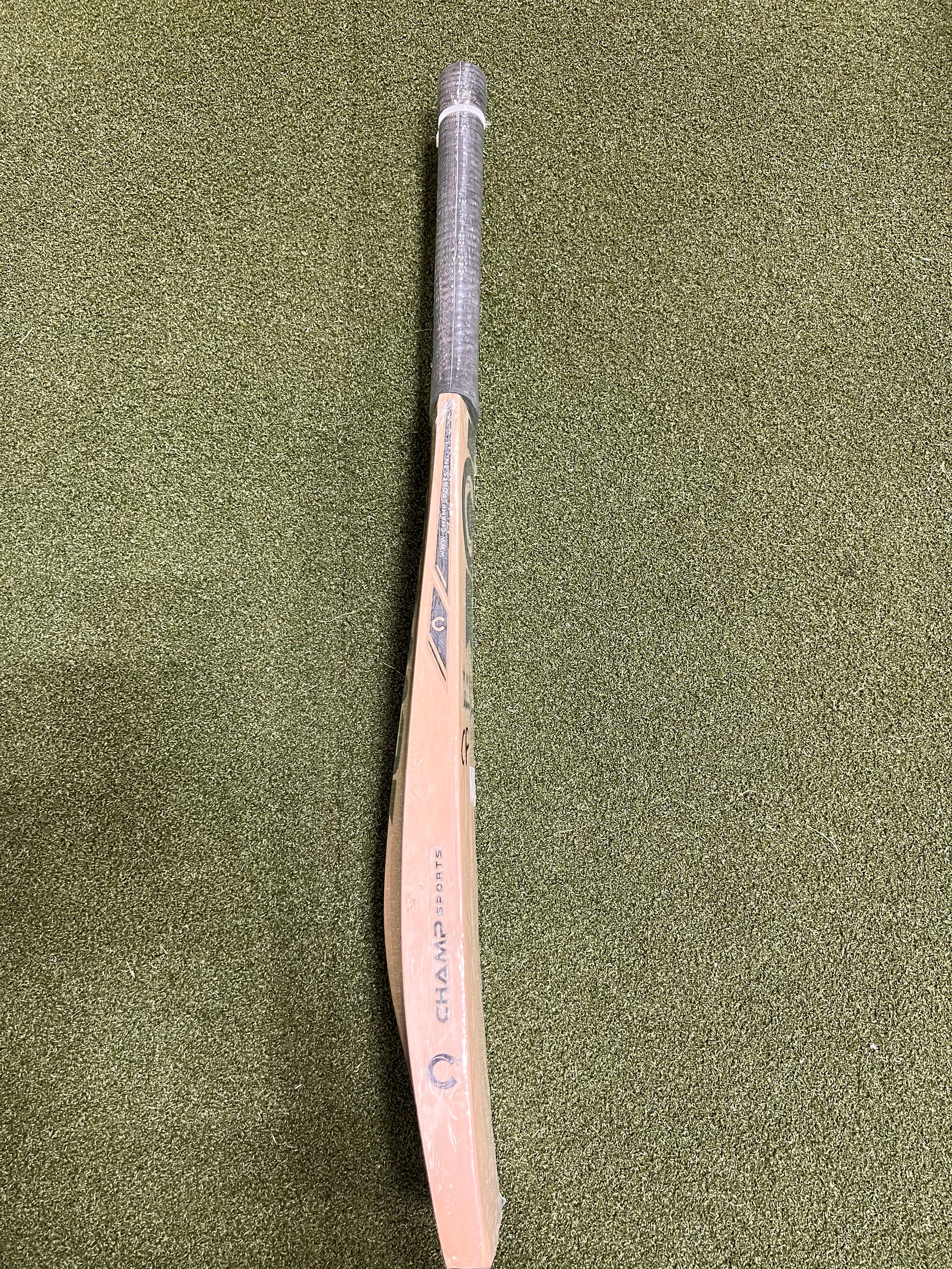 Champ Reserve series English Willow Bat