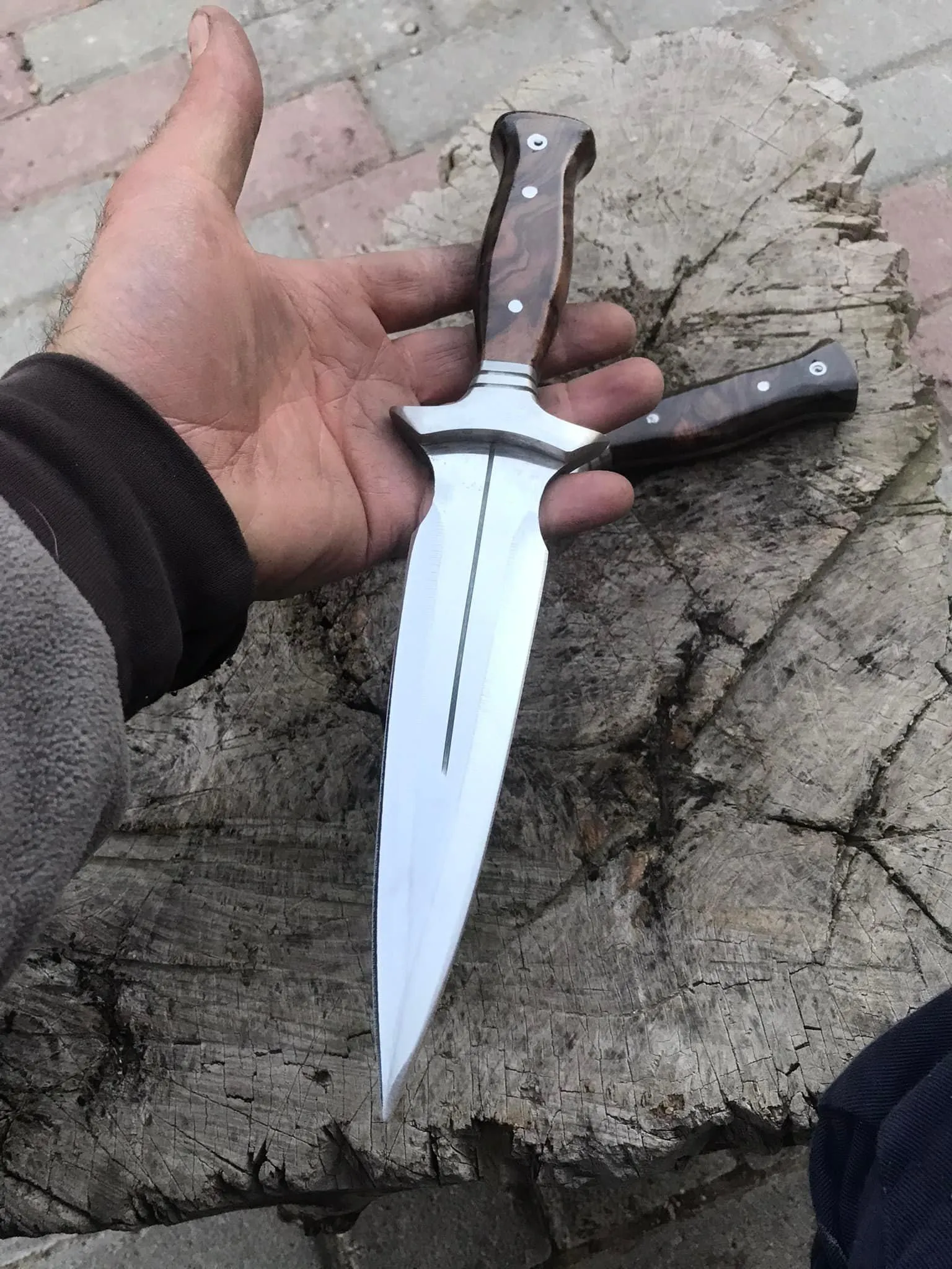 Handmade Double Edge Dagger Knife Walnut Handle Stainless Steel
