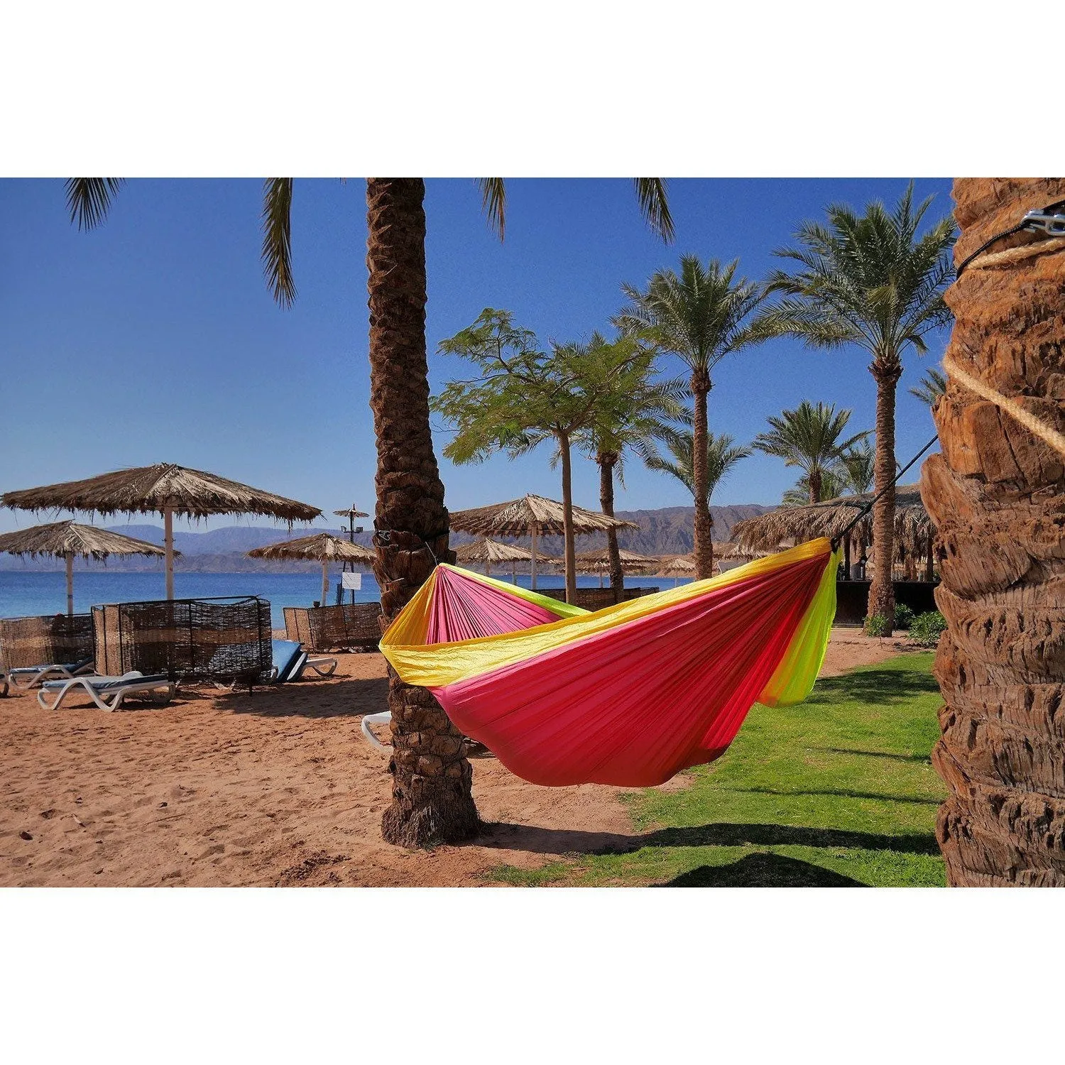 Travock XL Travel Hammock – Rainbow